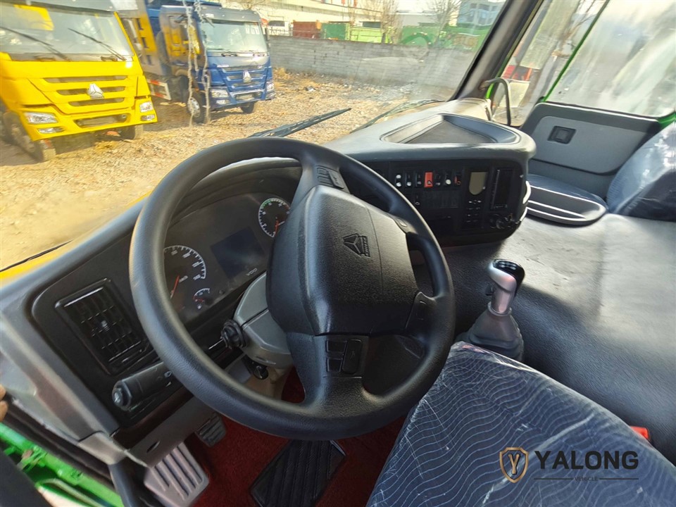 Howo 6x4 371 Dump Truck, Green high quality