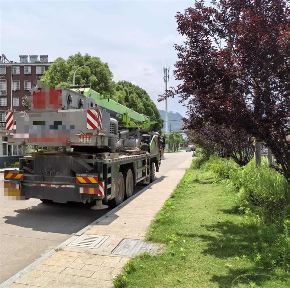 Zhonglian Heavy Industry 35-ton Crane high quality